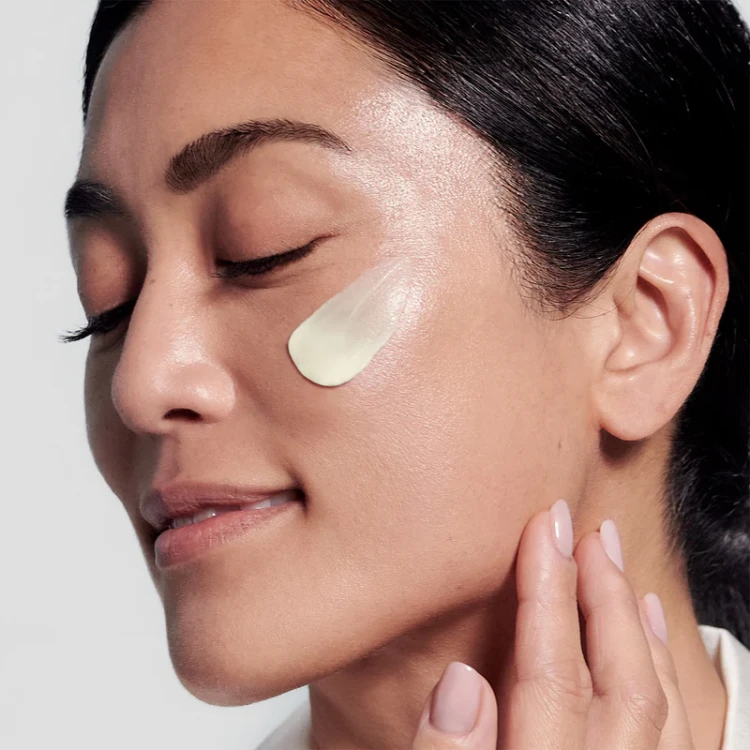 20230922_-_PDP_-_Intelligent_Retinol_Smoothing_Night_Cream_-_How_To_Use_-_ROW.webp